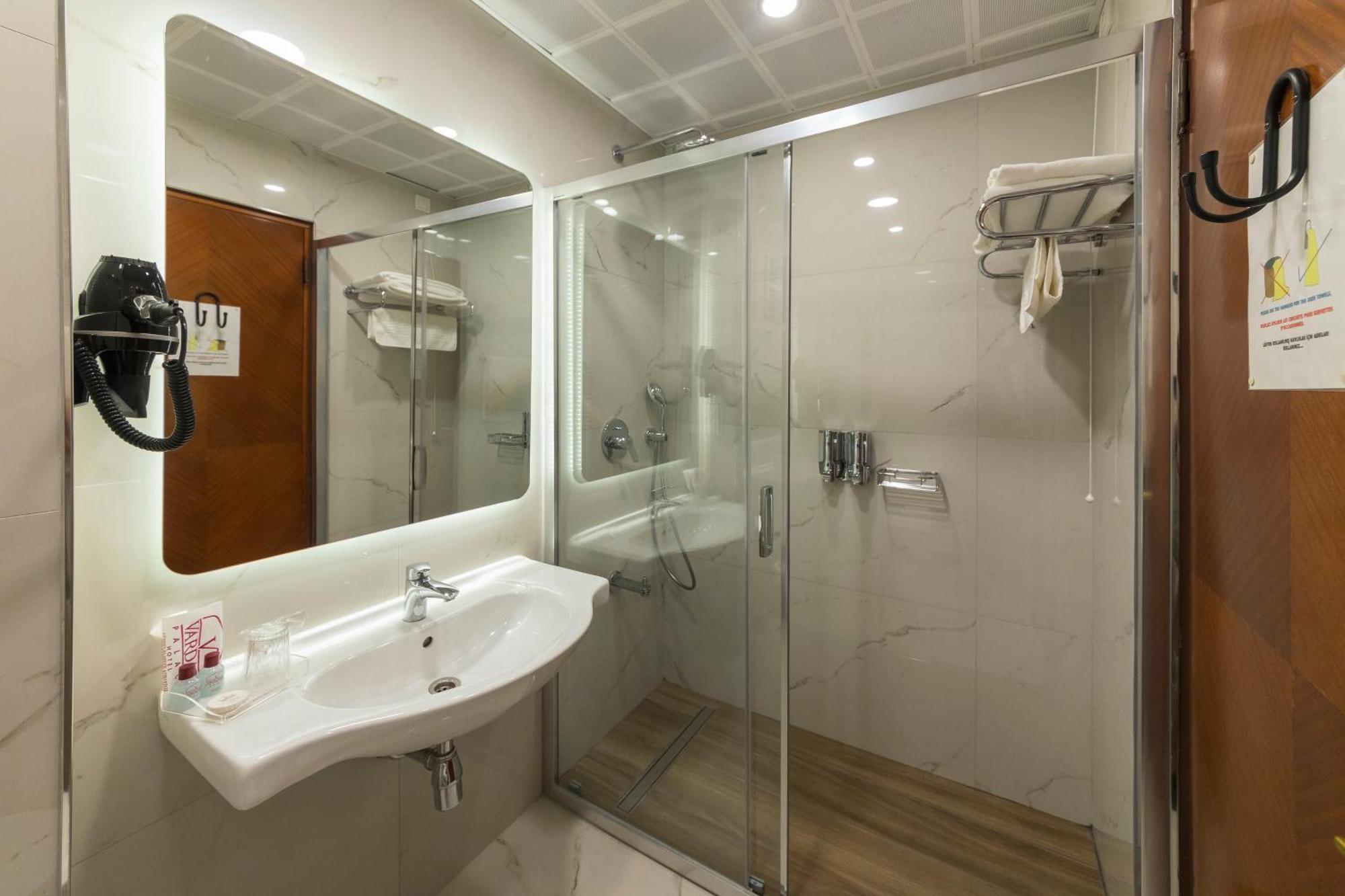 Vardar Palace Hotel - Special Category Istambul Extérieur photo